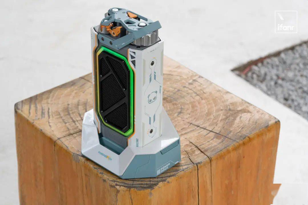 魅族白金独角兽赛博音箱图赏：联手猫王，再造潮品音箱