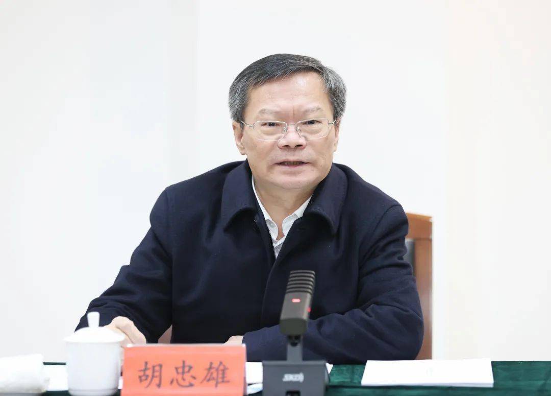 胡忠雄:当好乡村振兴的领头雁带头人 全力促进农业发