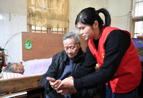 手机App适老化改造，老年人：改了吗？