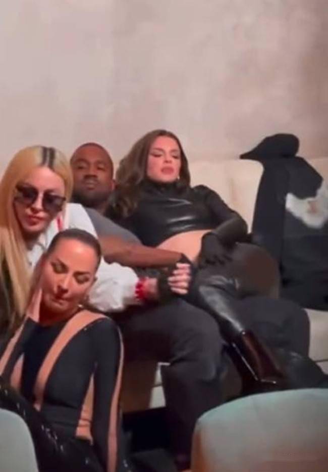 �󿧾ۻᣡ÷��ɪͷ��С��ñ��63�����������أ�٩ү���� ...