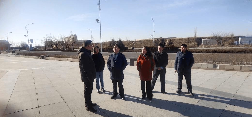 2022年1月14日,东胜区人民政府副区长杨云同志深入罕台镇实地调研督导