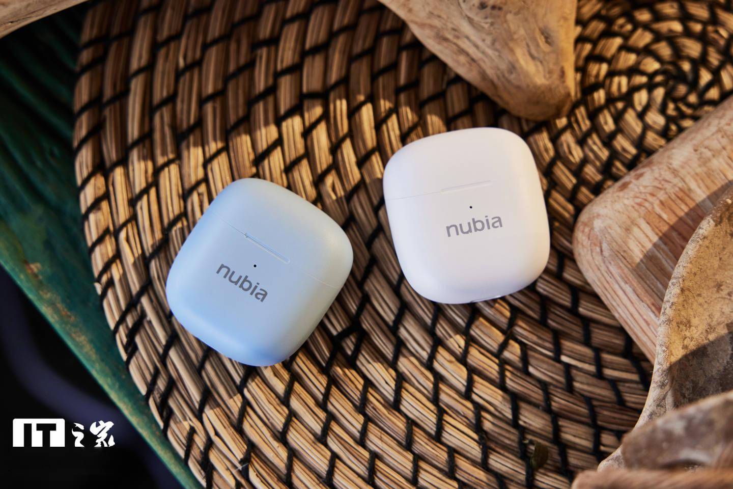 【IT之家开箱】努比亚新音C1真无线耳机图赏：清新雅致，小巧够用