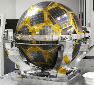 俄罗斯反卫星试验碎片与我卫星擦肩而过，最近距离14.5米