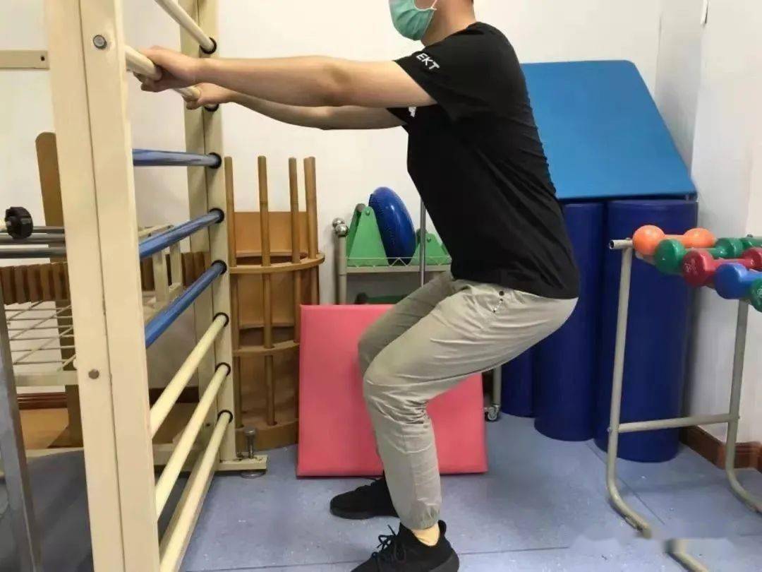 "稳住你的手"——帕金森病的康复方法及预防_训练_运动_患者