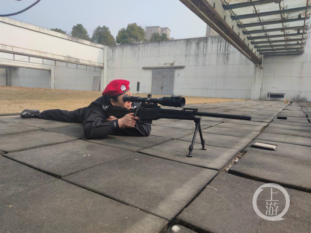 直击全国第一支女特警大队铿锵玫瑰平均26岁抓了100多穷凶极恶歹徒