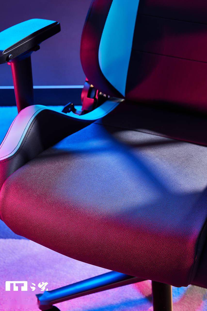 雷神电竞椅 E101 开箱体验：为游戏保驾护航，为工作舒适减压