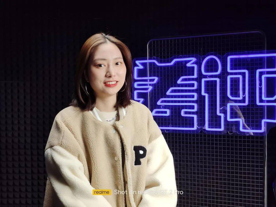 四款骁龙8系列手机拍照横评！各有各的离谱。。。