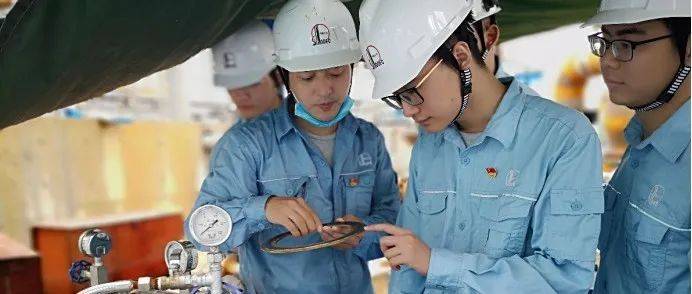 广州市率先启动大规模企业新型学徒制培训_技能_人才_产业