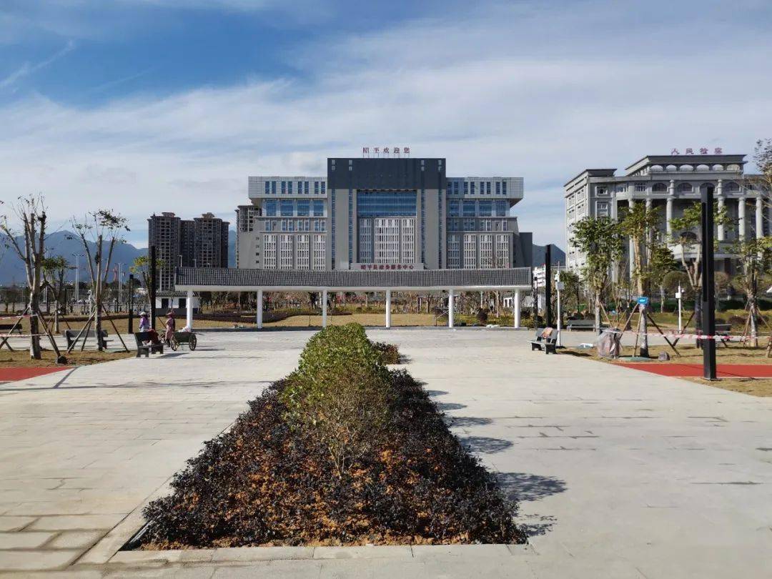 注意昭平这个路口又发生事故