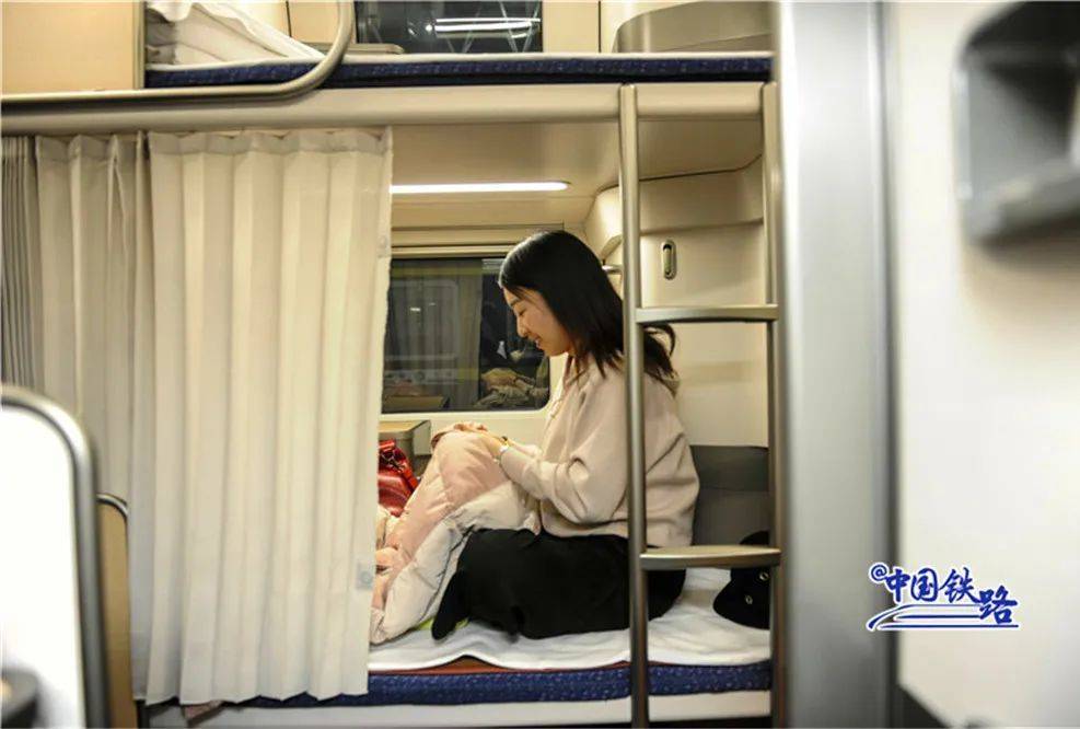 网友:这是移动宾馆吧_列车_铺位_旅客