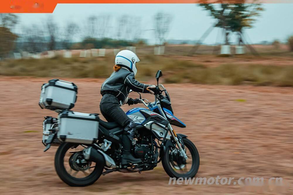 解锁更多的玩乐方式第三代赛科龙rx1s