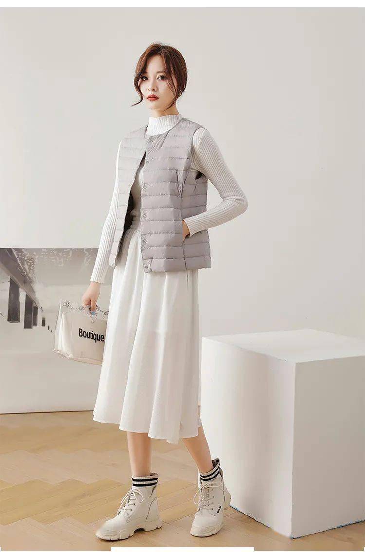 设计 显瘦10斤的羽绒服，百元内无敌！超大白鸭绒，蓬松保暖~