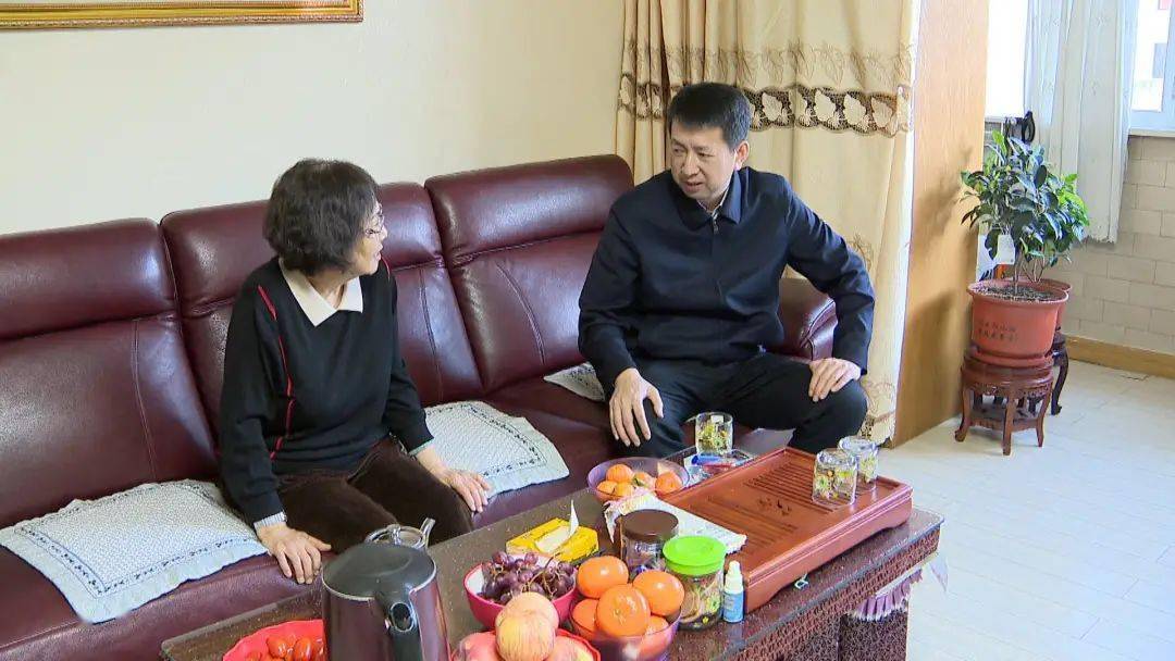 【关注】赵广走访慰问老干部_关艳芝_伊春_发展