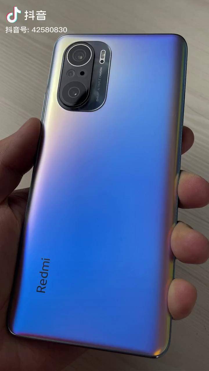 真我gt红米k40pro这俩你喜欢哪个