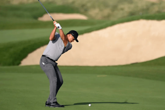 ����������Ƥ��˹�׶�����ʿϵ�����ھ�