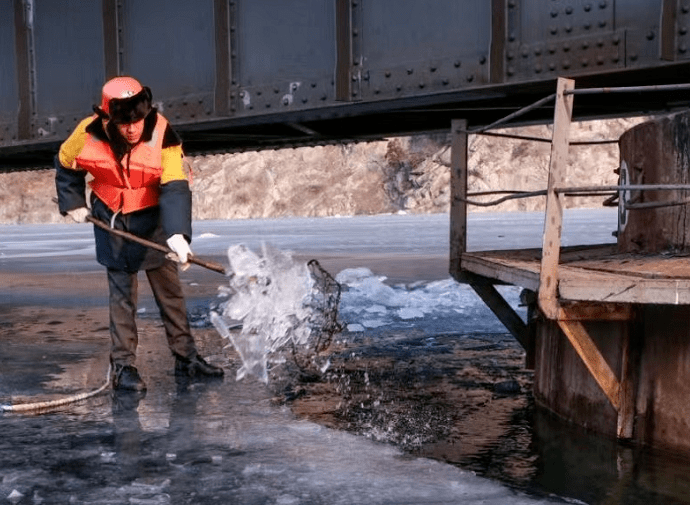 门头沟铁路打冰人有了新任务40多年打冰成历史