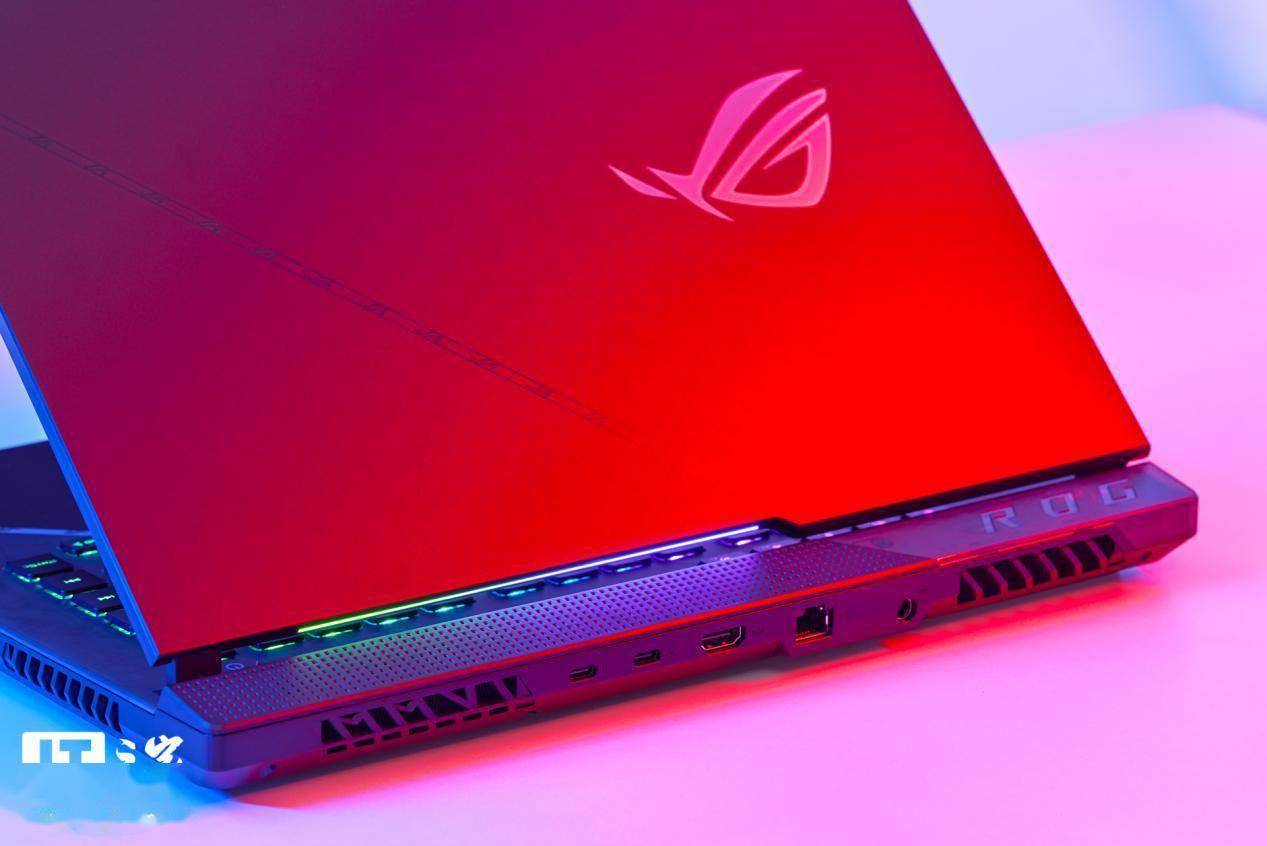 ROG 枪神 6 游戏本评测：i9-12900H+RTX 3070Ti 旗舰组合的游戏本