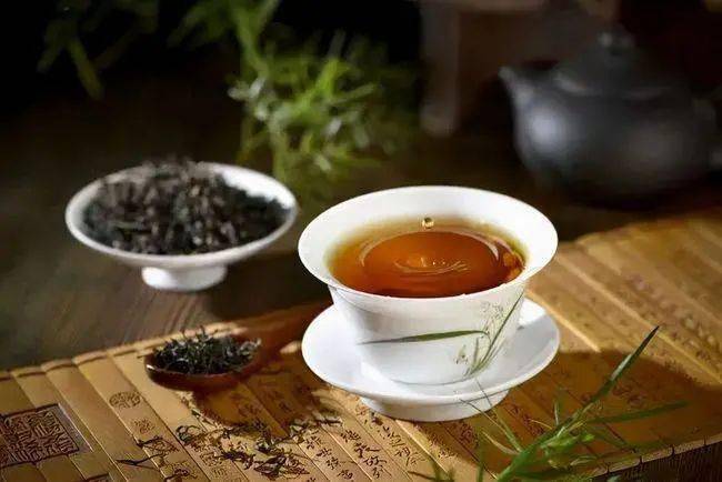 泡茶的茶叶怎么选好喝 0176e881b418432abf3332d76dd2193d.jpeg