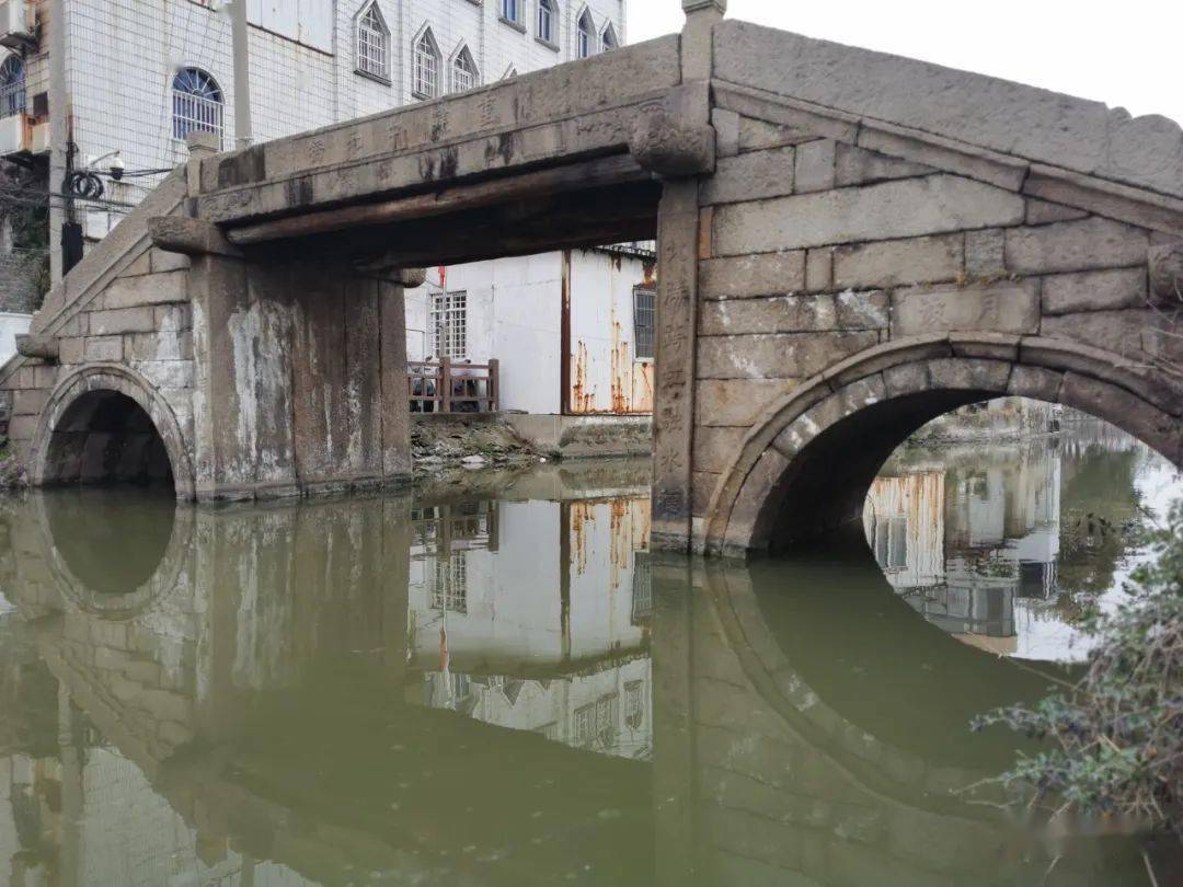 盛泽一个柳如是就够了