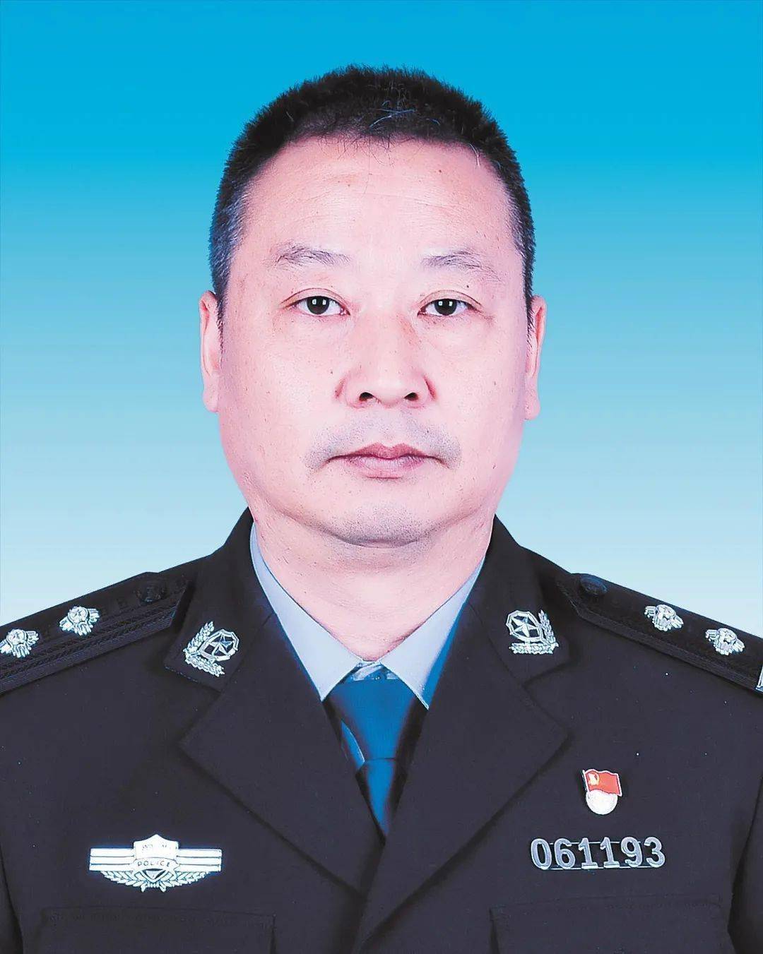 "荆楚楷模"一起来认识这位榜上有名付晓华当阳市公安局熊家山