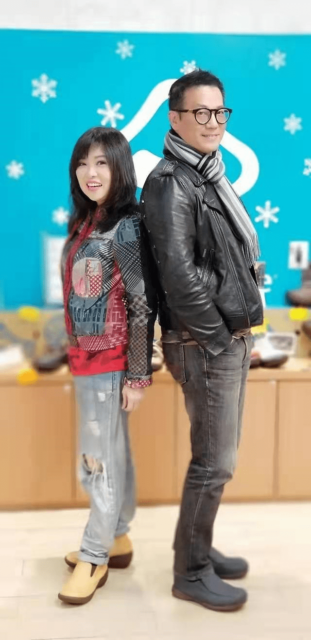 前tvb知名男星老婆胸椎生肿瘤致行动不便,手术成功报平安_欧锦棠_太太