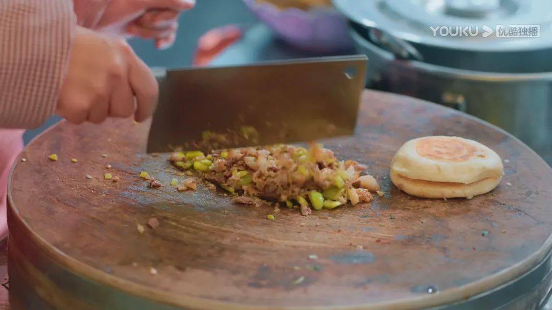 青春|是谁的青春这么塑料？