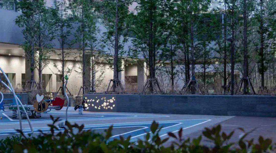 时至今日已采访了数位设计师,李中伟,钟惠城,马晓晨,杨华,刘悦来,李卉