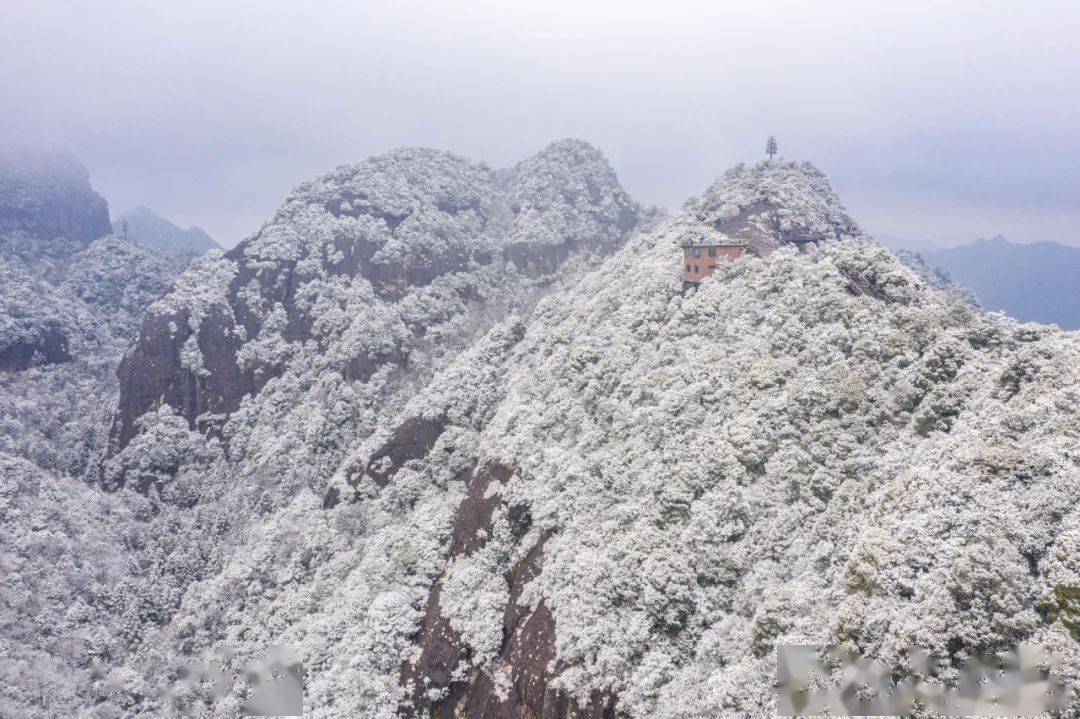 辛丑年画上圆满的句号神仙居用一场盛世雪景在这农历岁末之际神仙居的