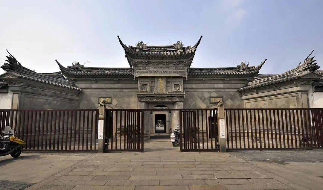 吴江高新区(盛泽镇)五龙路清·先蚕祠(国保)现存建筑前宅后园,多为