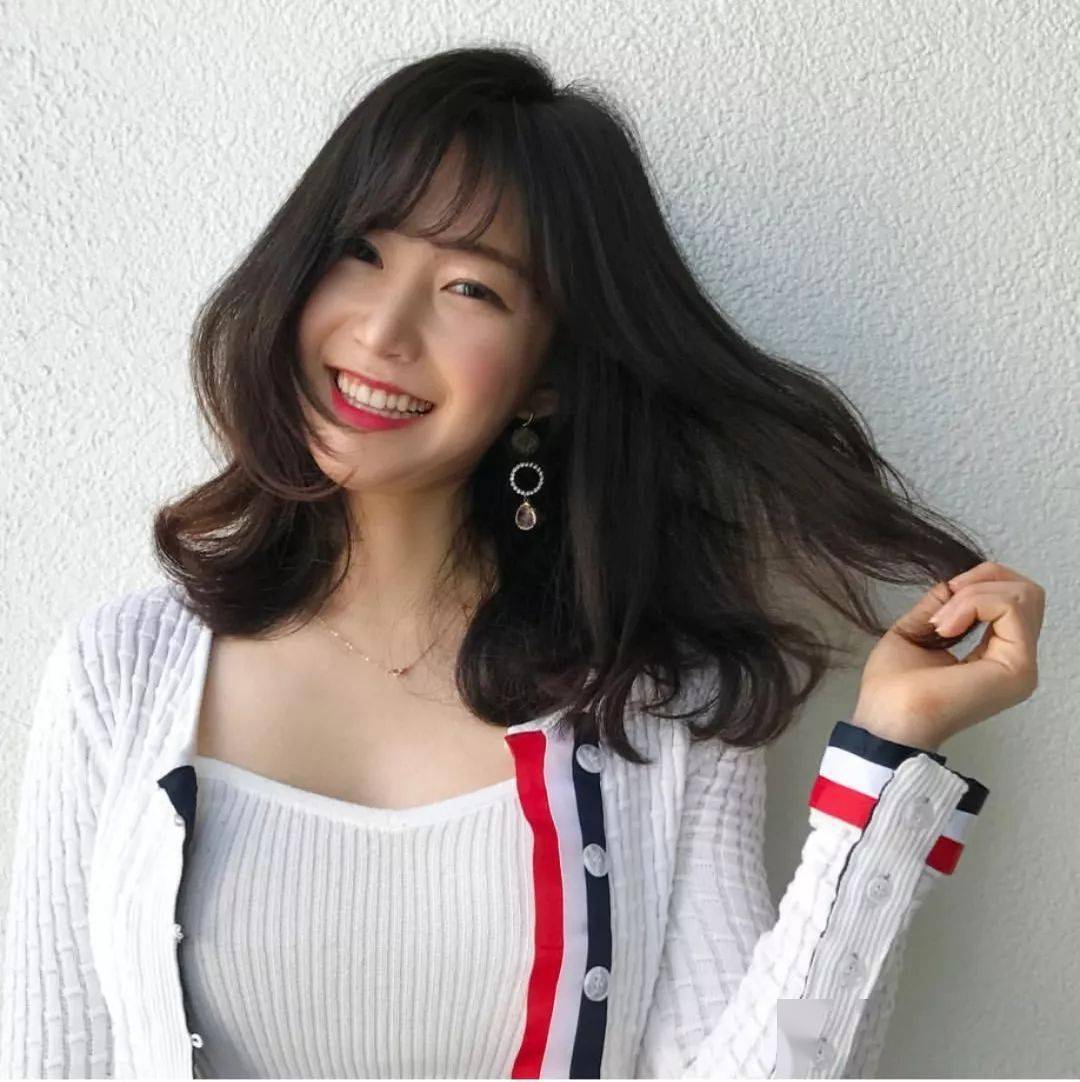 好看的小姐姐卷发