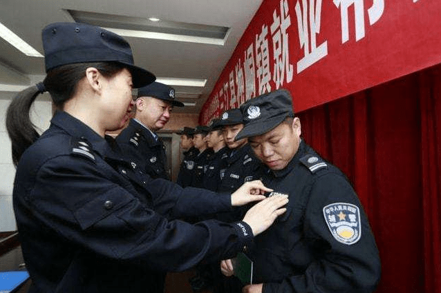 輔警轉正真的來了滿足條件可以轉為事業編薪資也可能上漲