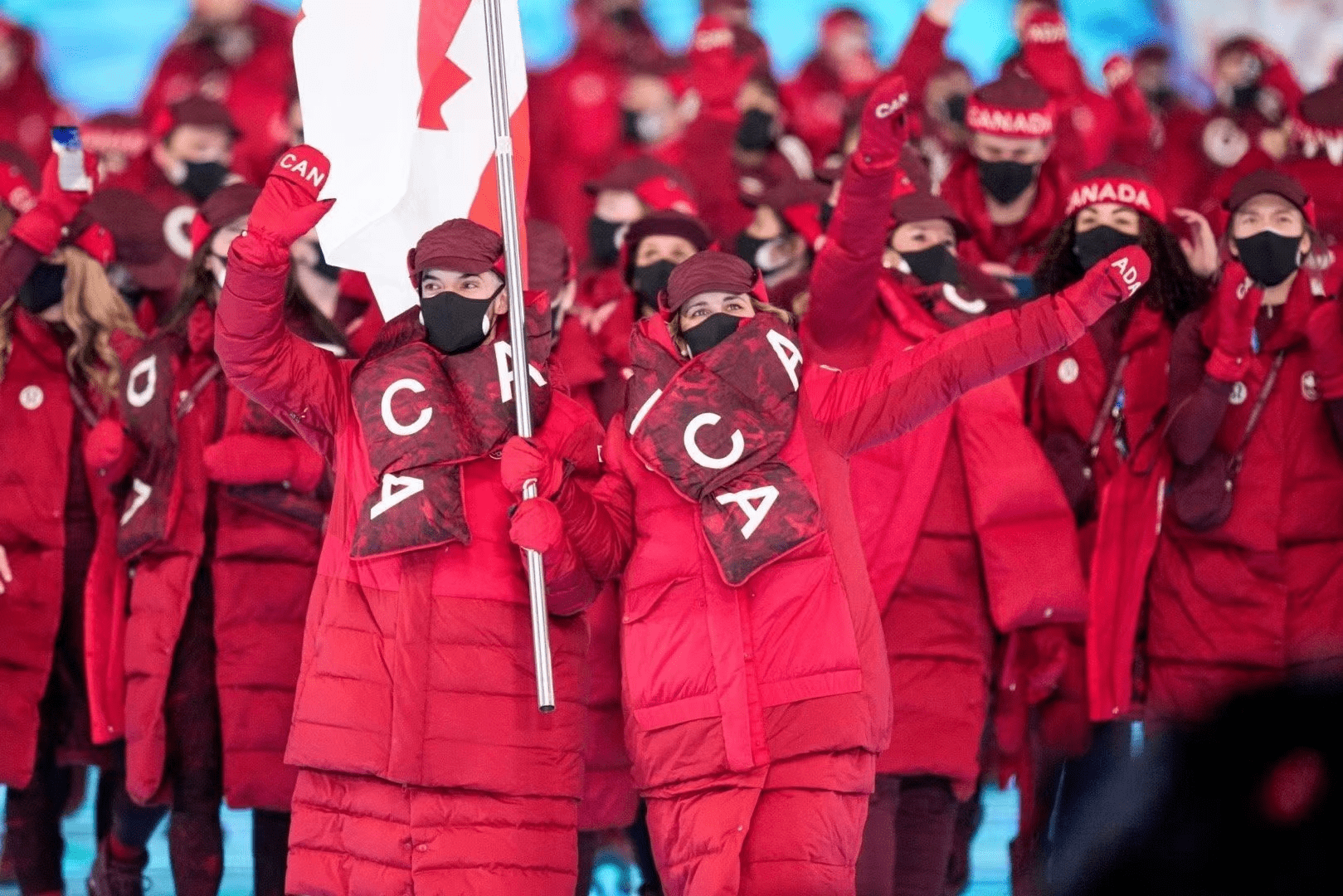 2022冬奥会芬兰羽绒服图片