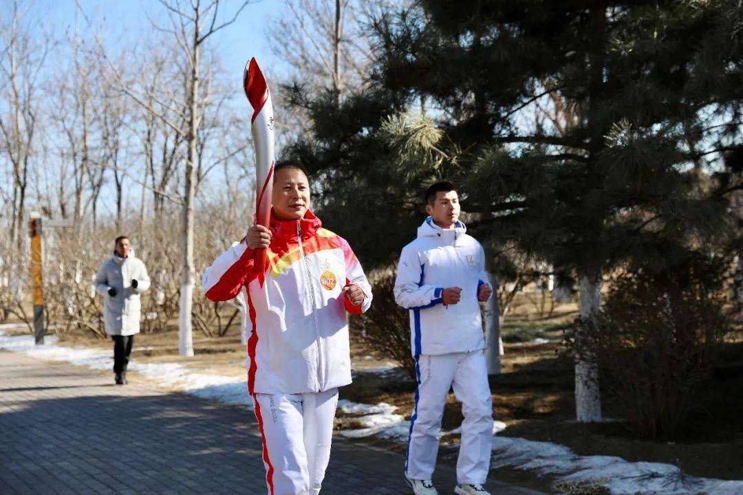 来自消防救援队伍的冬奥火炬手!_蔡瑞_全国_工作