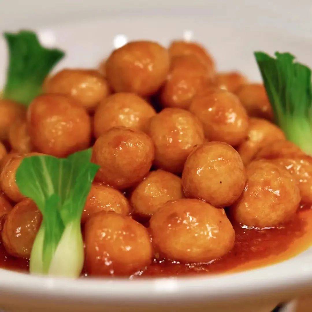 虎年本命菜丨一盘虎皮鸳鸯蛋 如虎添翼不一般~_张灵_袁玥_实习