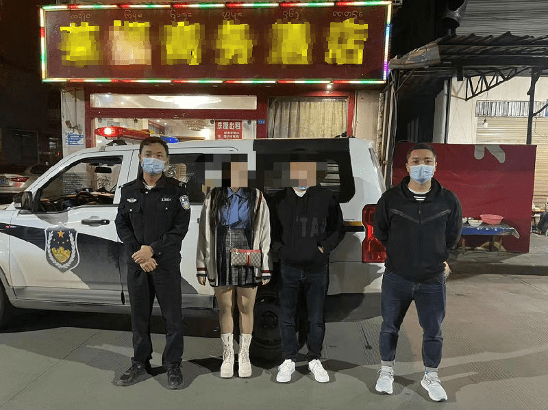 近日,特警大队三中队在曼斗开展出租房清查工作中,在一出租屋内当场