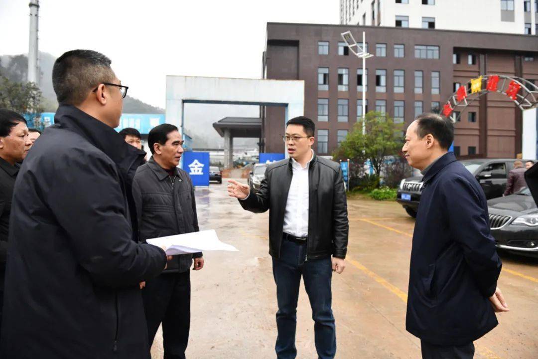 黄桂诚一行实地调研了闽北中医重点专科大楼,闽江大桥北桥头至316国道