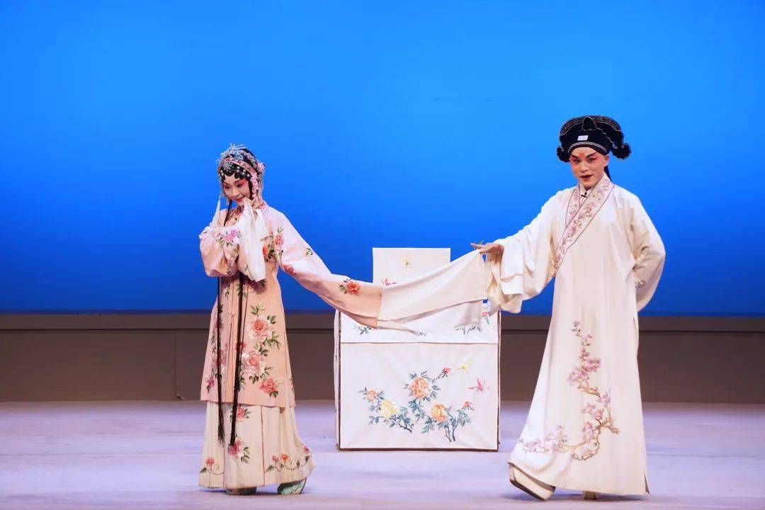 江苏省苏州昆剧院出品华语作家白先勇先生总制作昆曲表演艺术家汪世瑜