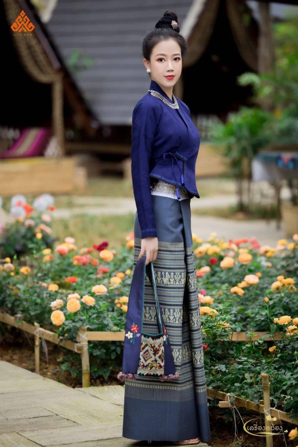 发布【4】|喜爱传统傣族服装古色古香的韵味～_禁忌_西双版纳_衣服