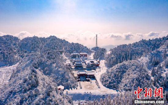 上漫|江西武宁太平山现壮丽云海雾凇景观