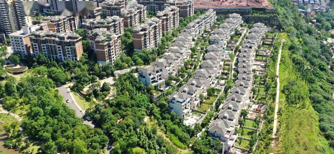 圈",开始在建筑行业崭露头角的,是丽雅锦绣龙城以及接下来的丽雅大院