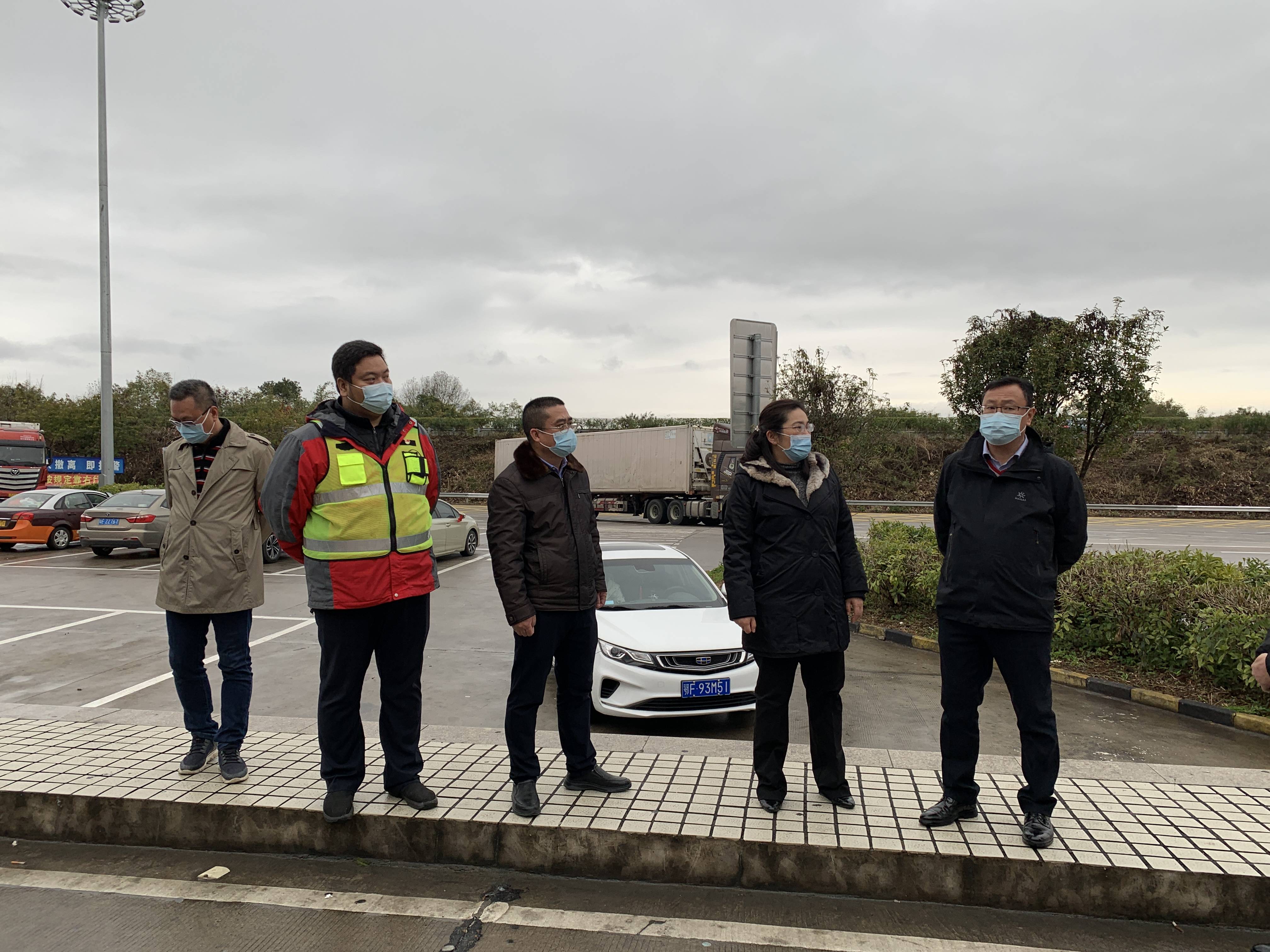 罗小捷)英德市委副书记,市长林明晓调研英红服务区2月7日下午,英德