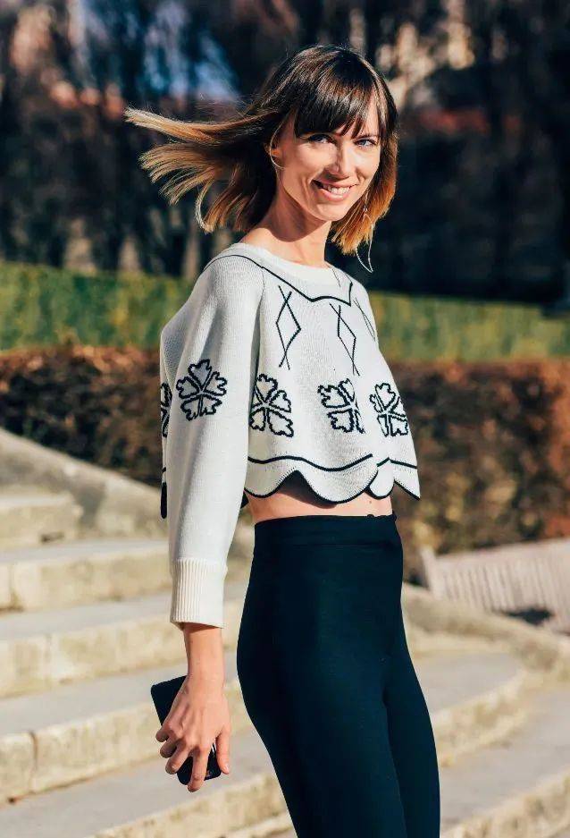 下装 Jisoo同款毛衣,你真的会穿了吗?