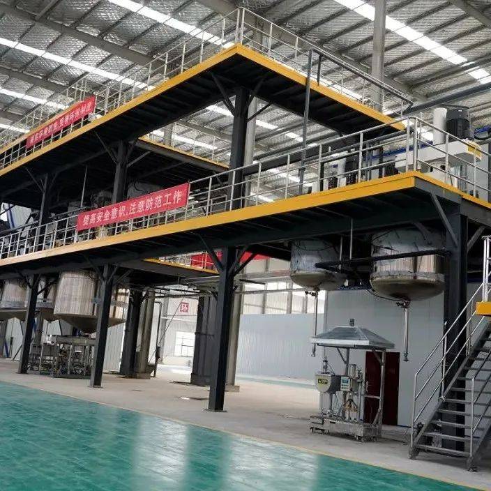 【资讯】年收入10亿元的年产10万吨水性工业和建筑涂料项目投产_生产_投资_建设