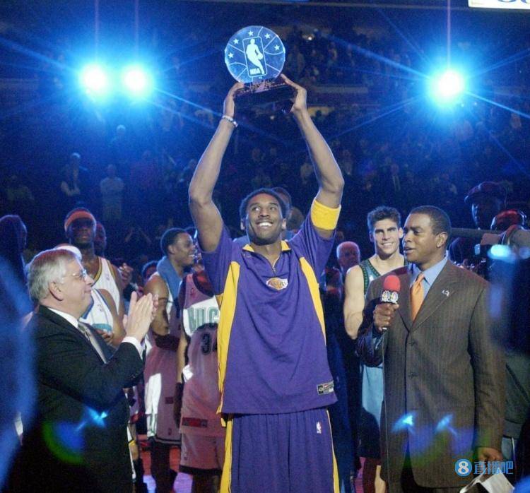 明星队|2002年的今天：科比首次夺得全明星MVP