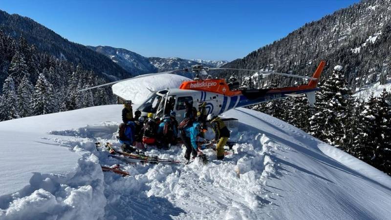 飞行员|云旅游｜土耳其开启直升机滑雪季，卡奇卡尔山吸引众多爱好者