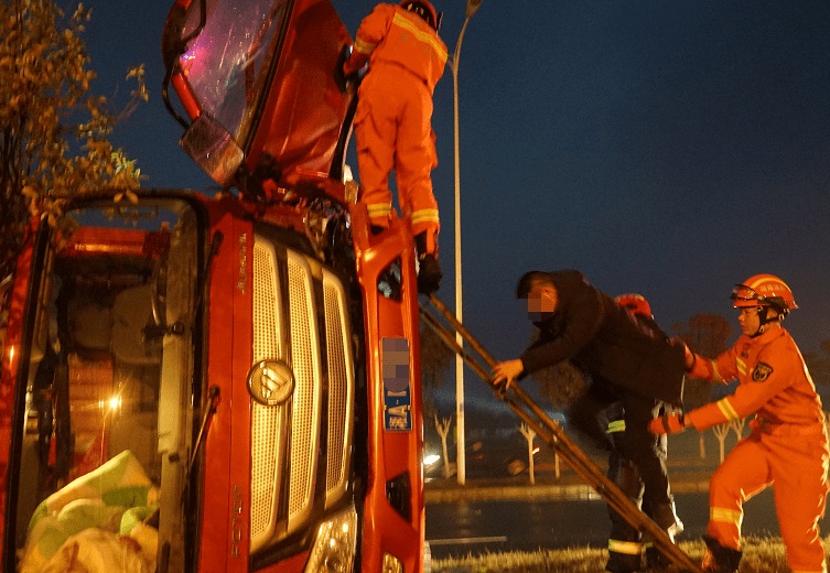 通讯员杨来富 潇湘晨报记者张沁 实习生满懿返回