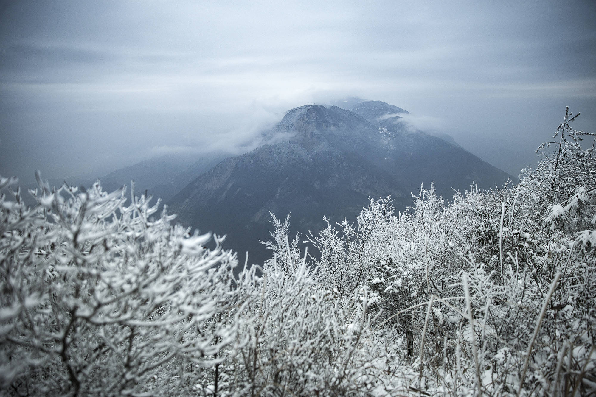 长江三峡迎春雪 壮丽雪景别有韵味_王泓凯_刁尹_王正坤