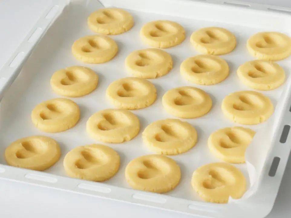 食谱|情人节倒计时,做个饼干都是爱你的形状。