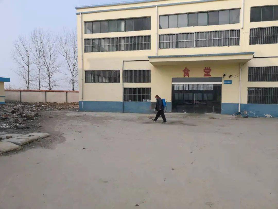 泗县丁湖镇二陈小学黑塔中学做好开学工作准备