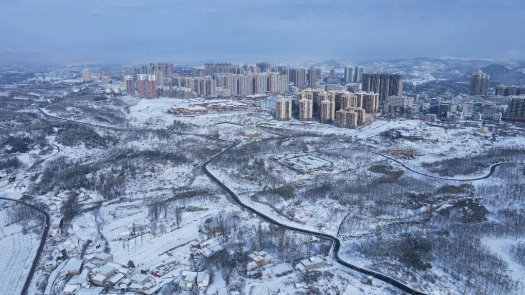 昨晚,威宁又下大雪啦←←_李兴_雪景_风雪
